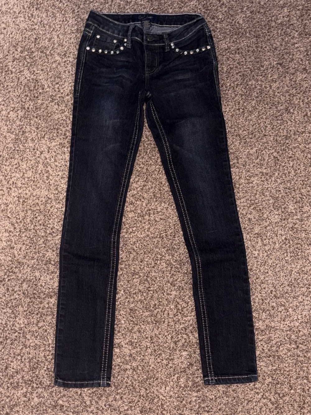 Earl Jean Dark Wash Women's Skinny Jeans with Studded Pockets
